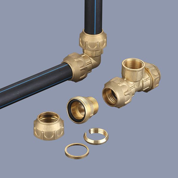 La prensa de latón racor para tubo multicapa Pex-Al-Pex bajo el estándar  alemán - China Pulse el montaje, el racor de latón